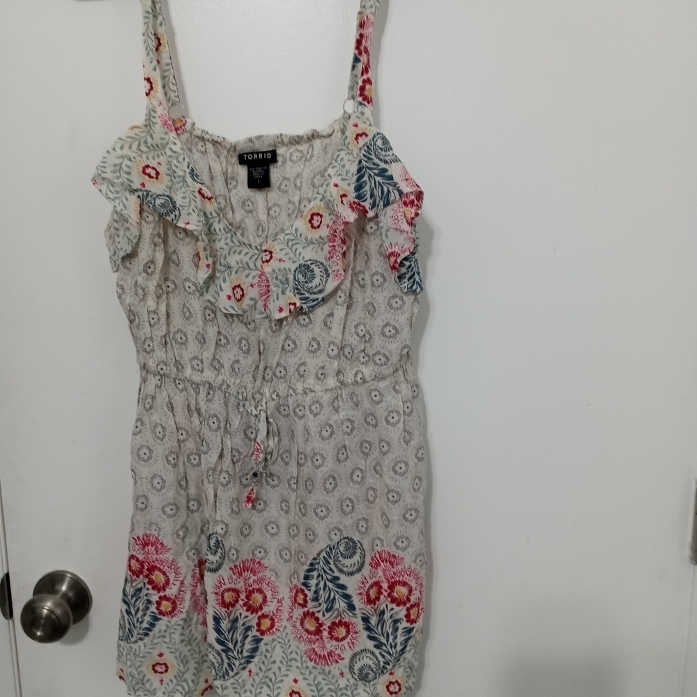 Torrid 1 Boho Floral Sleeveless Lightweight Camisole Blouse Elastic Tie at waist